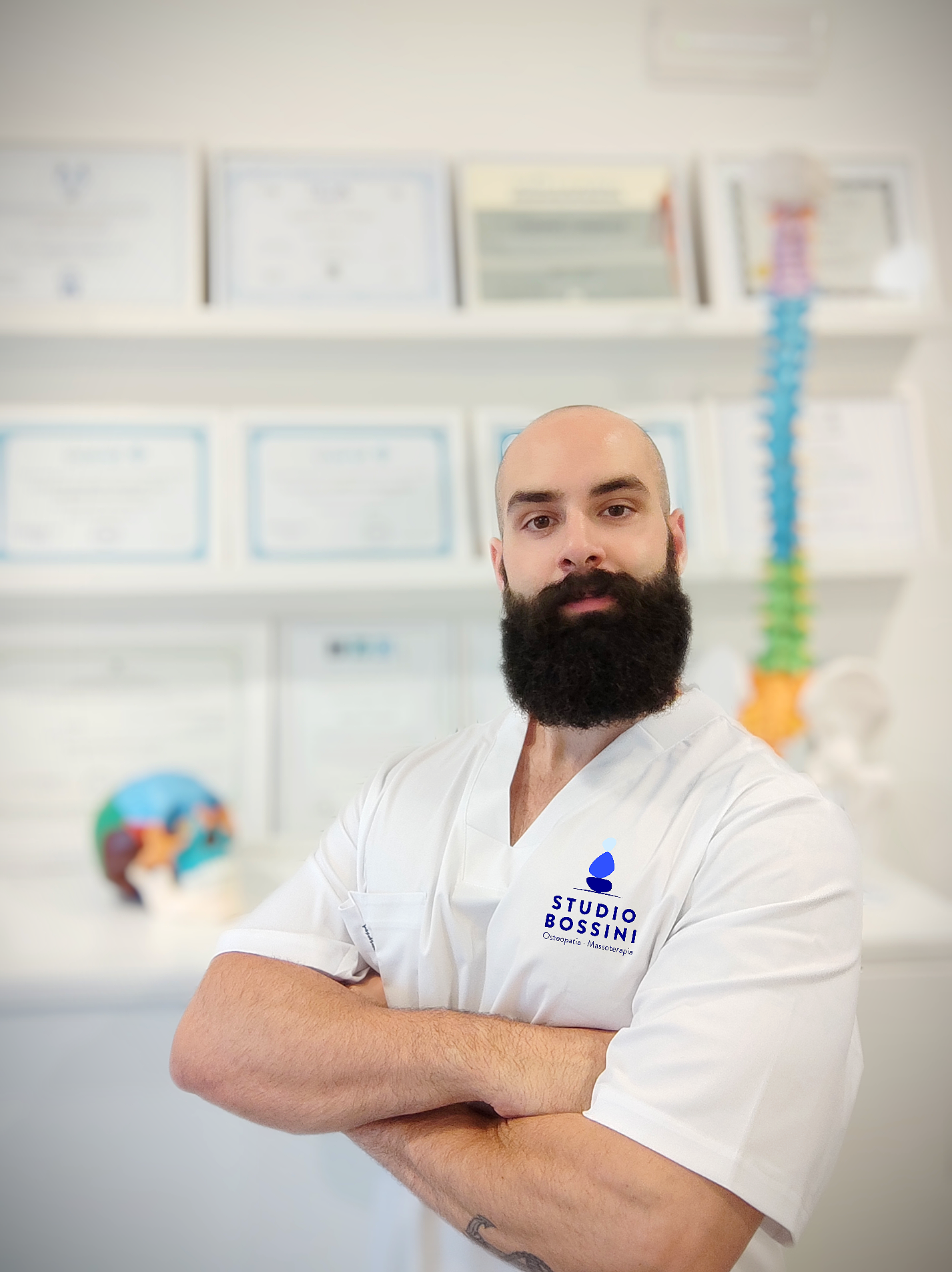 Lorenzo Bossini Lorenzo Bossini Osteopata Massoterapista